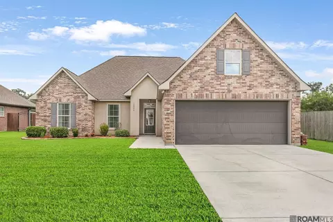 14364 Stonegate Manor Dr, Gonzales, LA 70737