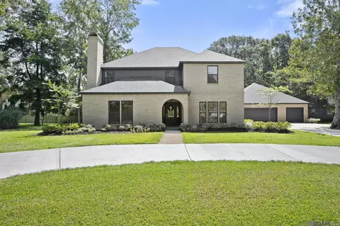 4633 Elm Shadow Dr, Baton Rouge, LA 70817
