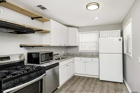 1425 W Chimes, Baton Rouge, LA 70802