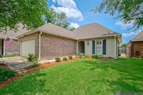 1925 Camellia Trce, Baton Rouge, LA 70806