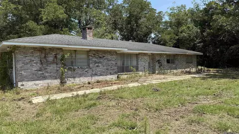 15709 Denham Rd, Pride, LA 70770