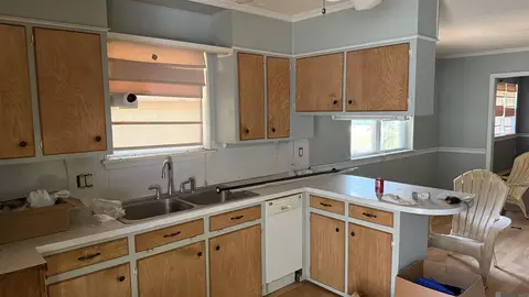 Kitchen - 15637 Denham Rd, Pride, LA 70770 photo 1 of 1
