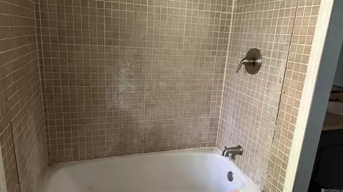 Bath - 15637 Denham Rd, Pride, LA 70770 photo 2 of 3