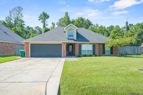 9996 Petersburg Dr, Denham Springs, LA 70706