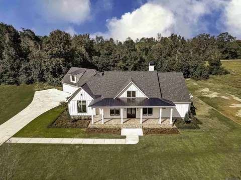 15112 La Hwy 421, Saint Francisville, LA 70775