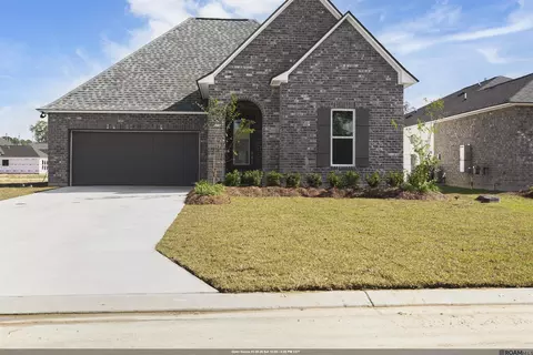 10688 Deric Ave, Denham Springs, LA 70726