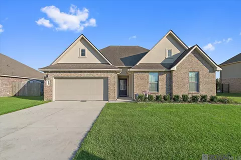 42138 Eagles View Ln, Prairieville, LA 70769