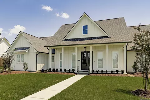 43541 Collyns Cv, Prairieville, LA 70769