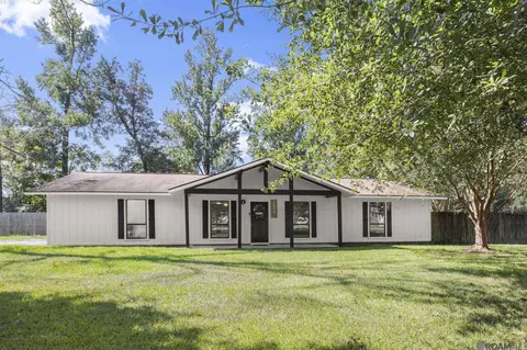 13900 Milton Ln, Walker, LA 70785