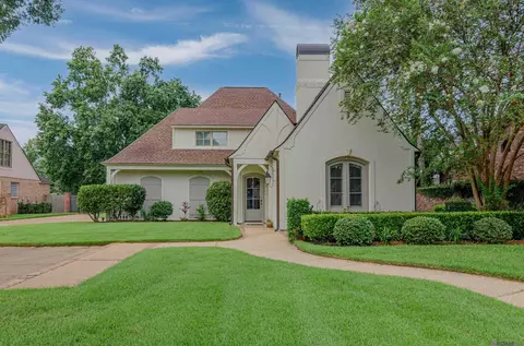 18934 E Pinnacle Cir, Baton Rouge, LA 70810