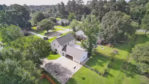 View/Area - 27499 Tall Oaks Dr, Walker, LA 70785 photo 4 of 5