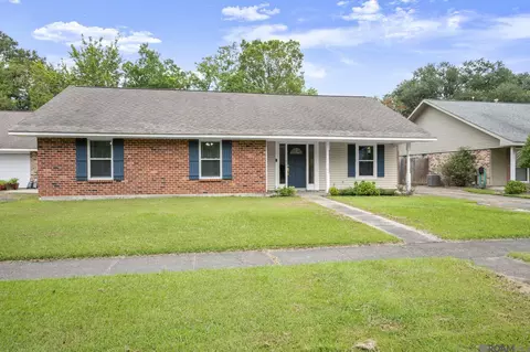 1821 Hobbiton Rd, Baton Rouge, LA 70810