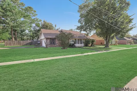 1106 E Angela St, Gonzales, LA 70737