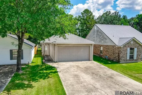 30538 Fairway View Dr, Denham Springs, LA 70726