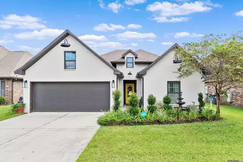 9329 Falling Oak Dr, Baton Rouge, LA 70817