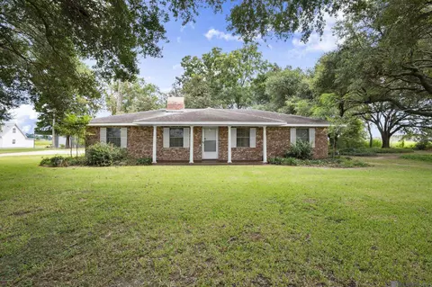 6010 Hwy 22, Sorrento, LA 70778