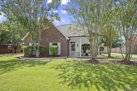 8062 Wolf Creek Pl, Denham Springs, LA 70726