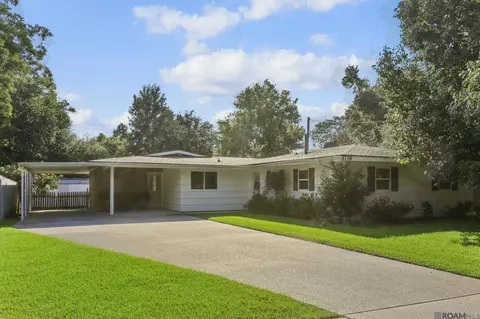 5716 Cypress St, Saint Francisville, LA 70775