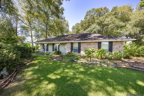 706 S Kirkland Dr, Brusly, LA 70719