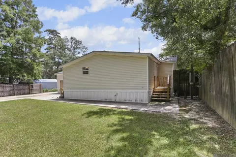 30176 Smith Dr, Walker, LA 70785 photo 4