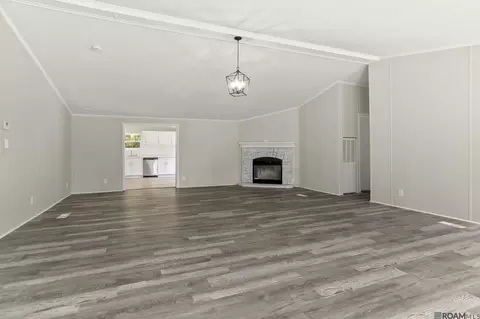 30176 Smith Dr, Walker, LA 70785 photo 5