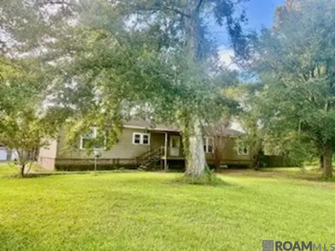 22195 La Hwy 386, Grosse Tete, LA 70740