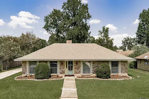 15933 Shenandoah Ave, Baton Rouge, LA 70817