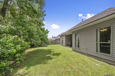 Exterior - 33868 Natures Way, Walker, LA 70785 photo 3 of 8