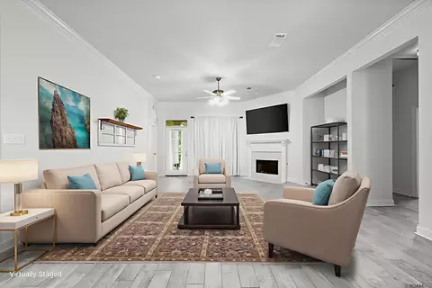 Living - 33868 Natures Way, Walker, LA 70785 photo 3 of 6