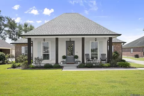 136 Homerun Pkwy, Donaldsonville, LA 70346
