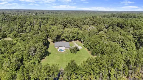 30868 Weiss Rd, Walker, LA 70785