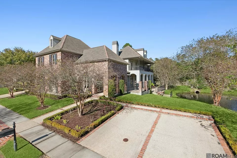 Exterior - 9631 Myrtle Ln, Baton Rouge, LA 70810 photo 3 of 10