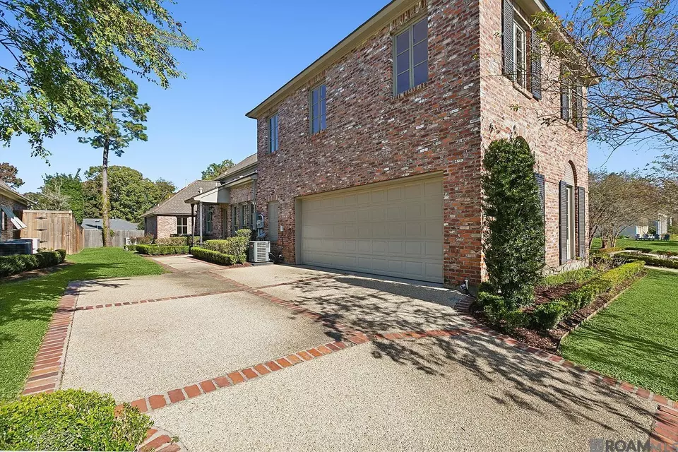 Exterior - 9631 Myrtle Ln, Baton Rouge, LA 70810 photo 7 of 10