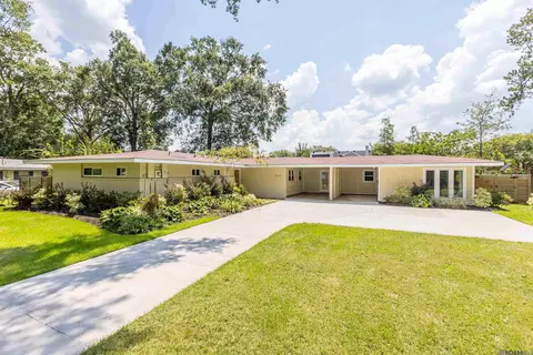8632 Forest Hill Dr, Baton Rouge, LA 70809