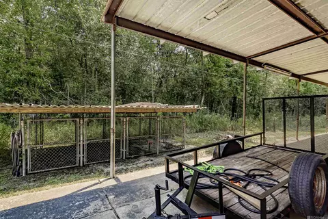Exterior - 8242 Comite Acres Dr, Baker, LA 70714 photo 6 of 11