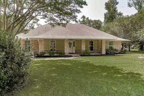 Exterior - 8242 Comite Acres Dr, Baker, LA 70714 photo 7 of 11