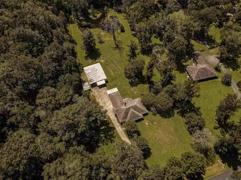 View/Area - 8242 Comite Acres Dr, Baker, LA 70714 photo 7 of 9