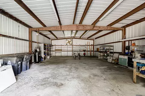 Exterior - 8242 Comite Acres Dr, Baker, LA 70714 photo 2 of 11
