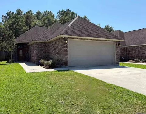 20200 Gardens Ct, Walker, LA 70785