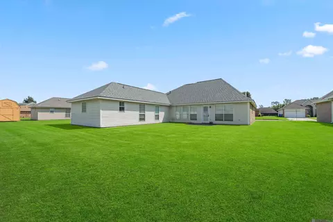 Exterior - 40406 Fitzgerald Dr, Darrow, LA 70725 photo 4 of 4