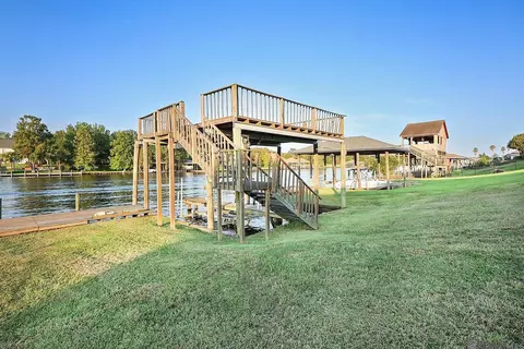 11408 River Highlands, Saint Amant, LA 70774