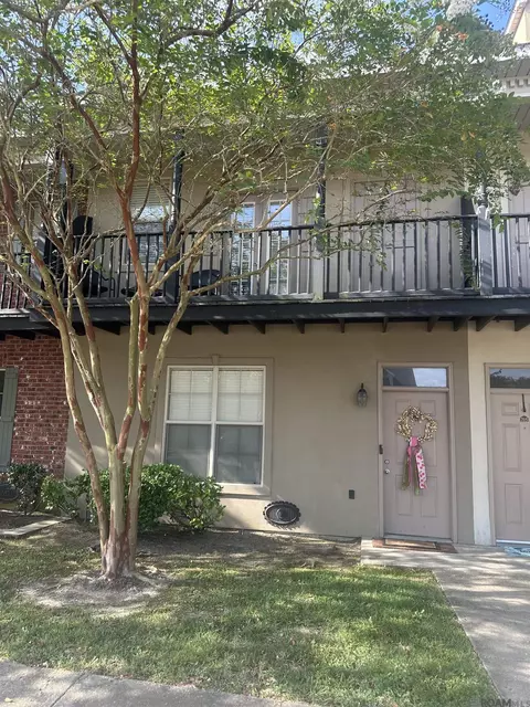 10600 Lakes Blvd # 706, Baton Rouge, LA 70810