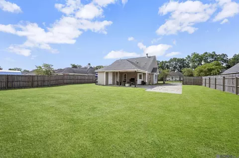 Exterior - 13611 S Trace Dr, Walker, LA 70785 photo 3 of 3