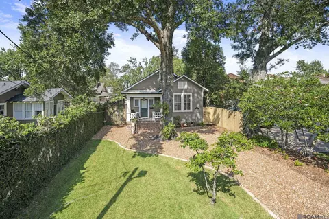 562 Terry Dr, Baton Rouge, LA 70806