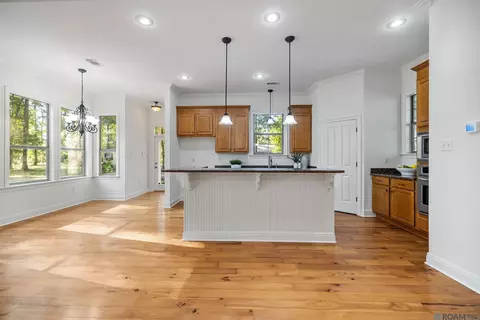 Kitchen - 29960 W Bates Rd, Hammond, LA 70403 photo 1 of 3