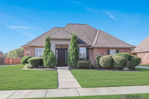 13298 Brookcrest Dr, Walker, LA 70785