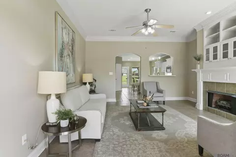 40506 Fox Run Dr, Gonzales, LA 70737
