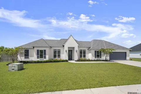 586 Warbler Crossing Ave, Baton Rouge, LA 70810
