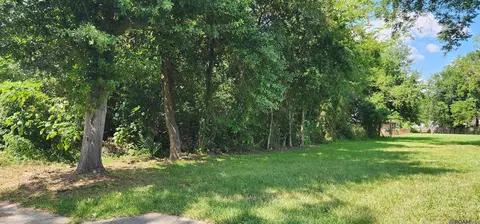 Stilt St, Baton Rouge, LA 70807