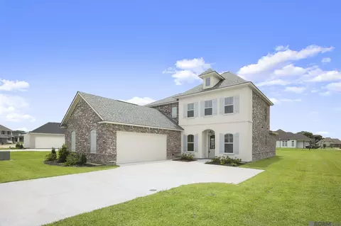 106 Sternfels Ct, Thibodaux, LA 70301